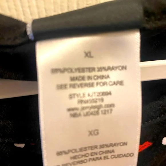 MODERN LUX WOMEN SLEEVELESS TANK TOP - Picture 3 of 3